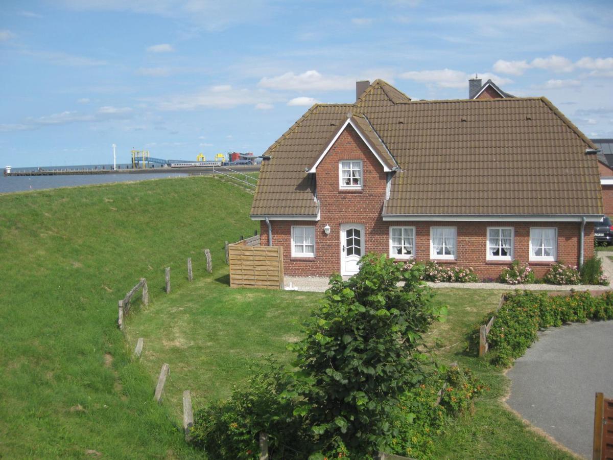 Direkt Am Deich - Ferienwohnung Amrum Im Gaestehaus Am Badedeich 다게불 외부 사진